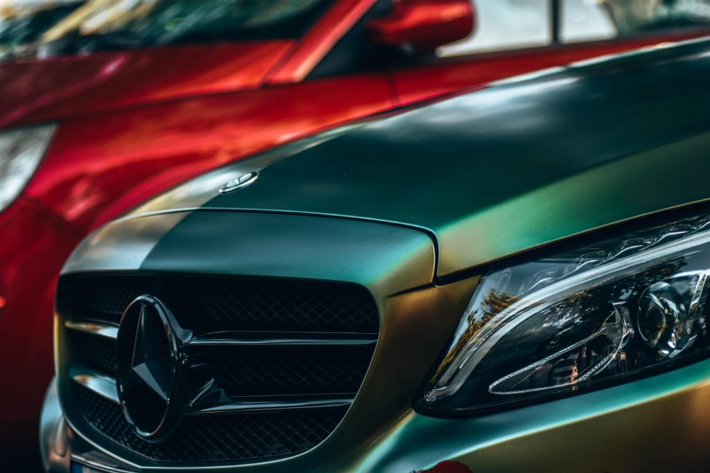 Career Horizons in Hungary: Navigating Opportunities with Automotive Giants like Audi and Mercedes-Benz - Melhores oportunidade de emprego na Hungria