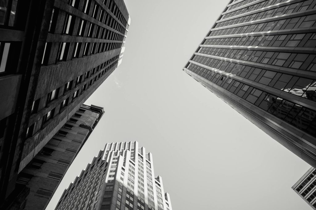 The Rise of Hungary’s Corporate Landscape: Job Prospects with Leading Brands from Wizz Air to Bosch - Melhores oportunidade de emprego na Hungria