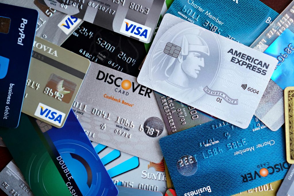 Understanding International Credit Card Brands in Hungary: A Deep Dive into American Express, Mastercard, and Visa Acceptance - Cartões de credito da Hungria