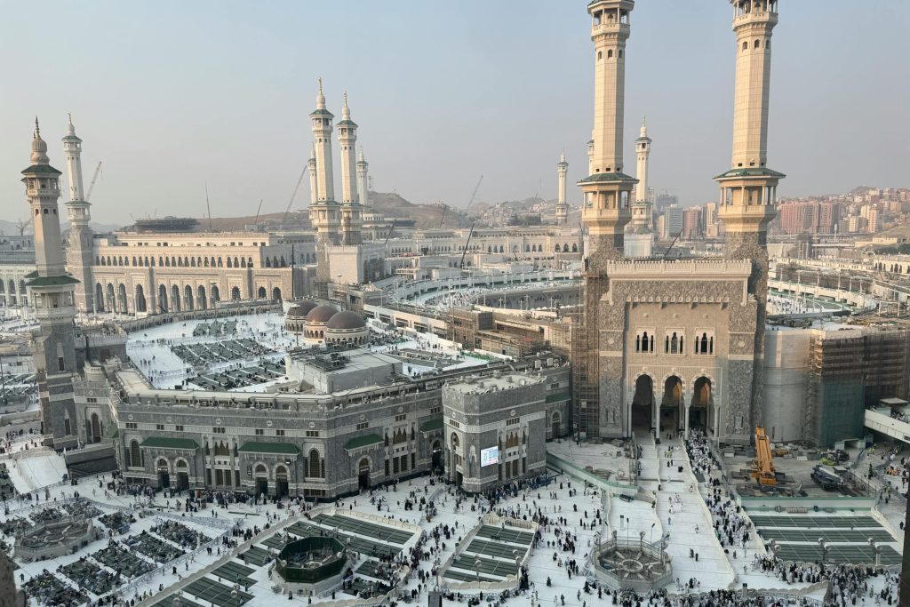 Strategic Insights: Leveraging Global Financial Giants like Citigroup and JPMorgan Chase for Your Loan Needs in Saudi Arabia - Como solicitar empréstimo na Arábia Saudita